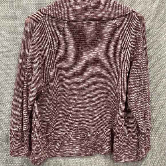 Unity World Cardigan - Size Medium - Picture 2 of 4